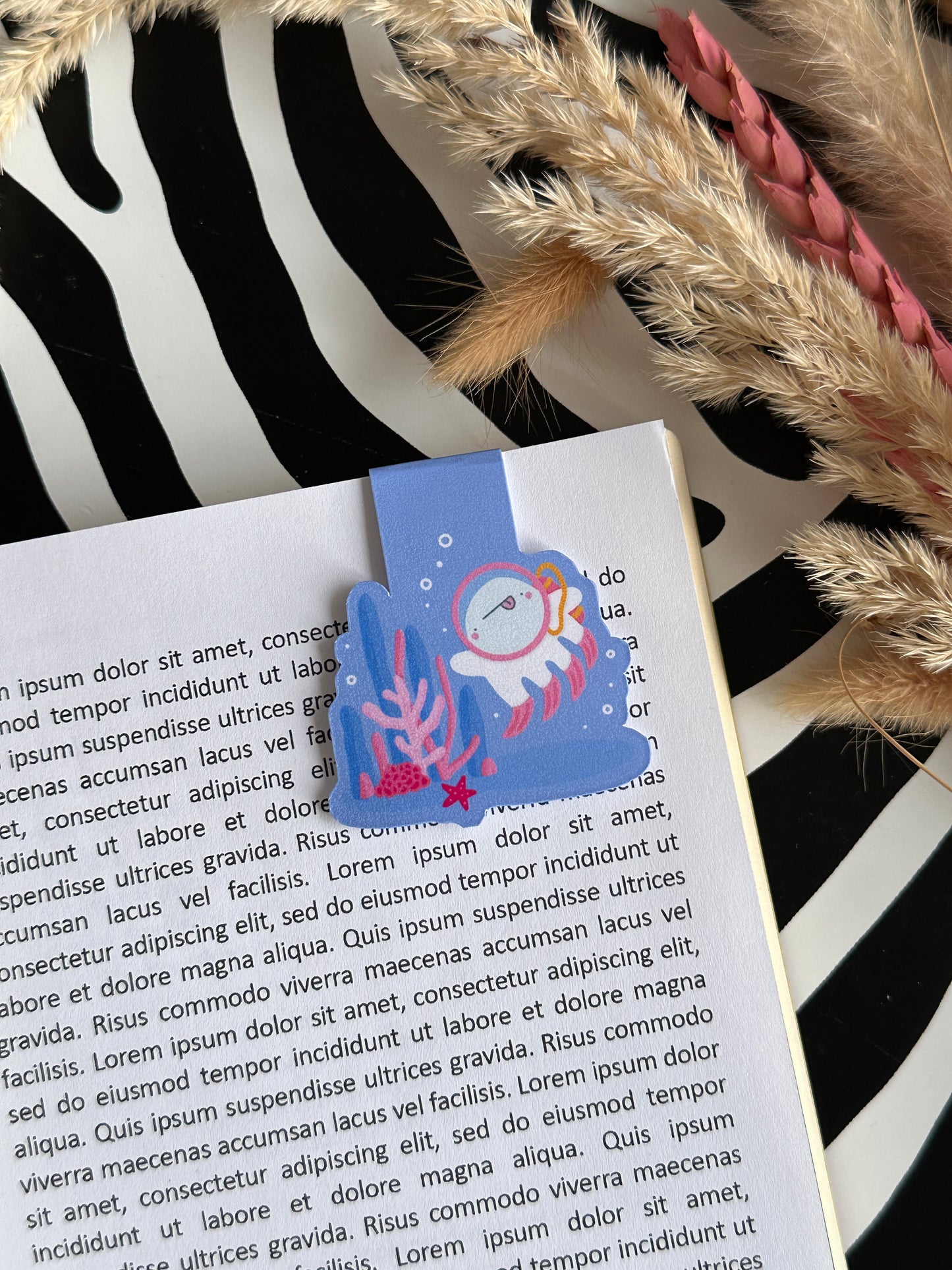 Scuba Gus Magnetic Bookmark