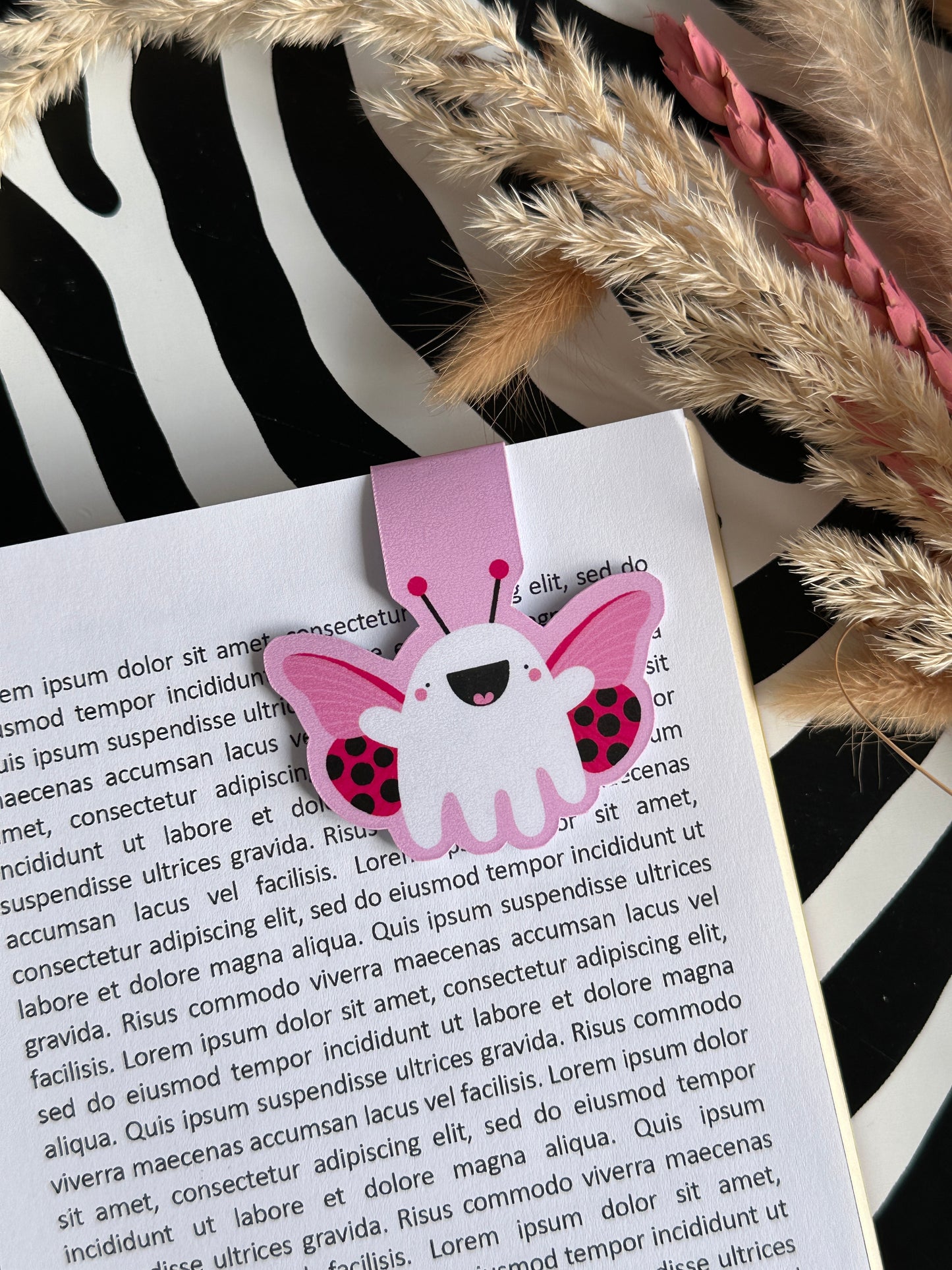 Ladybird Gus Magnetic Bookmark